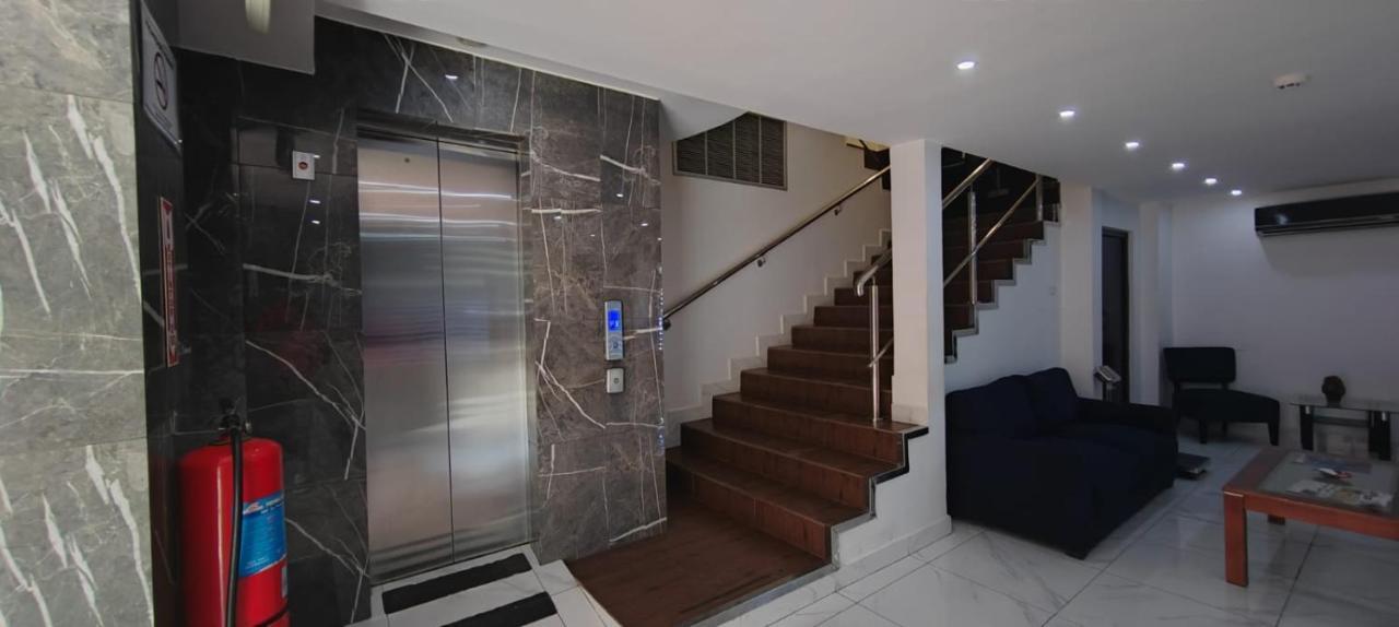 La Cubana Hotel & Suites Colon Exterior foto